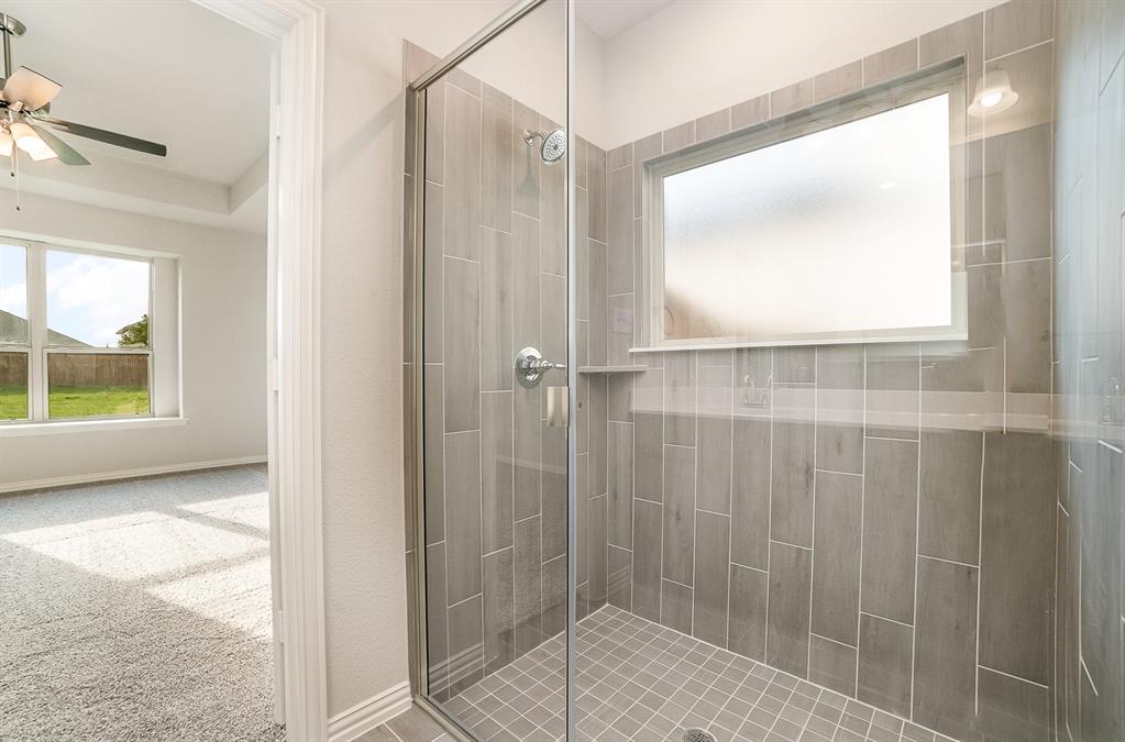 COURTS OF BONNIE BRAE - Residential