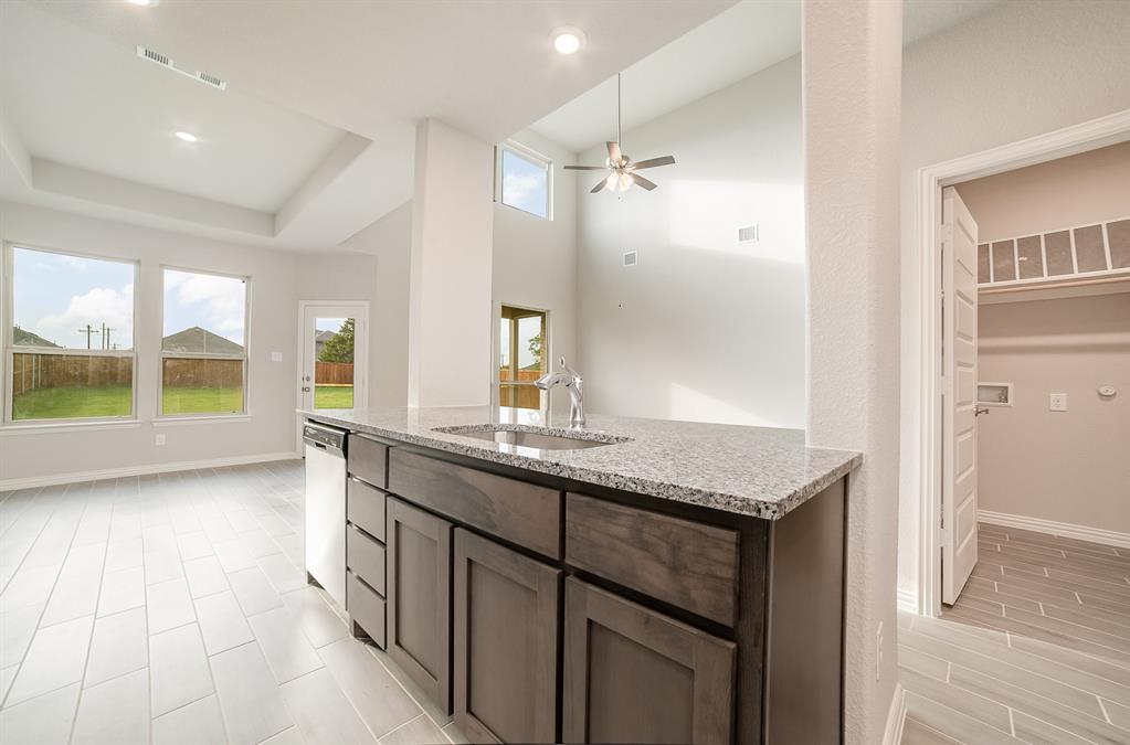 COURTS OF BONNIE BRAE - Residential