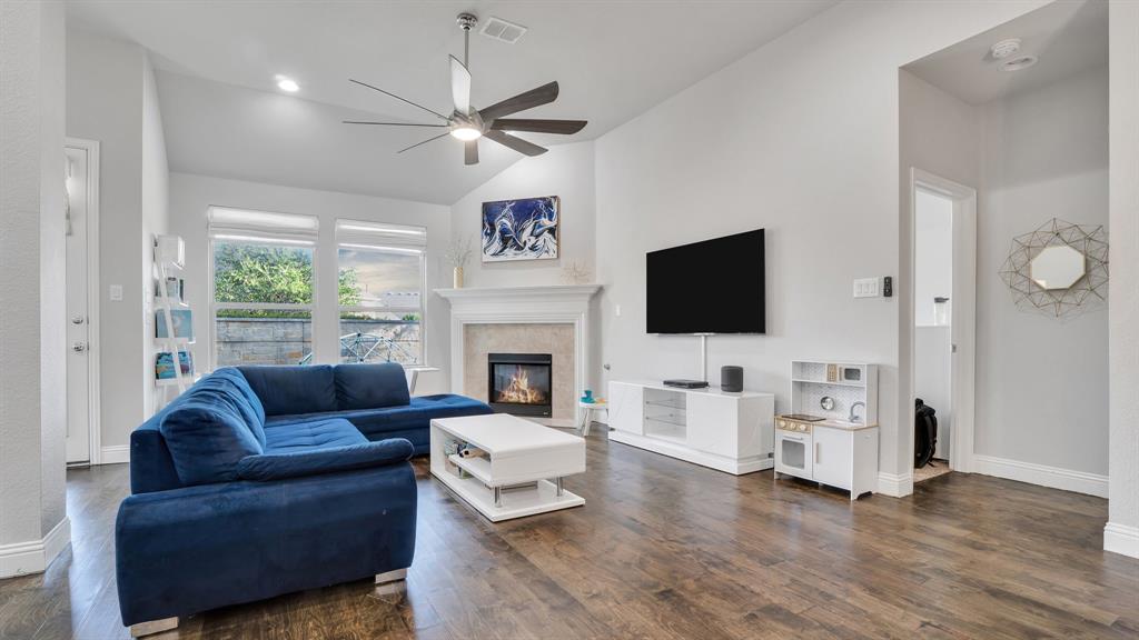 124 Village Creek Drive