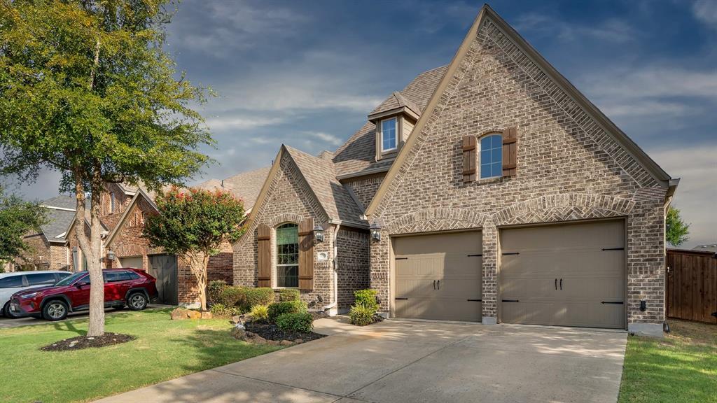 124 Village Creek Drive
