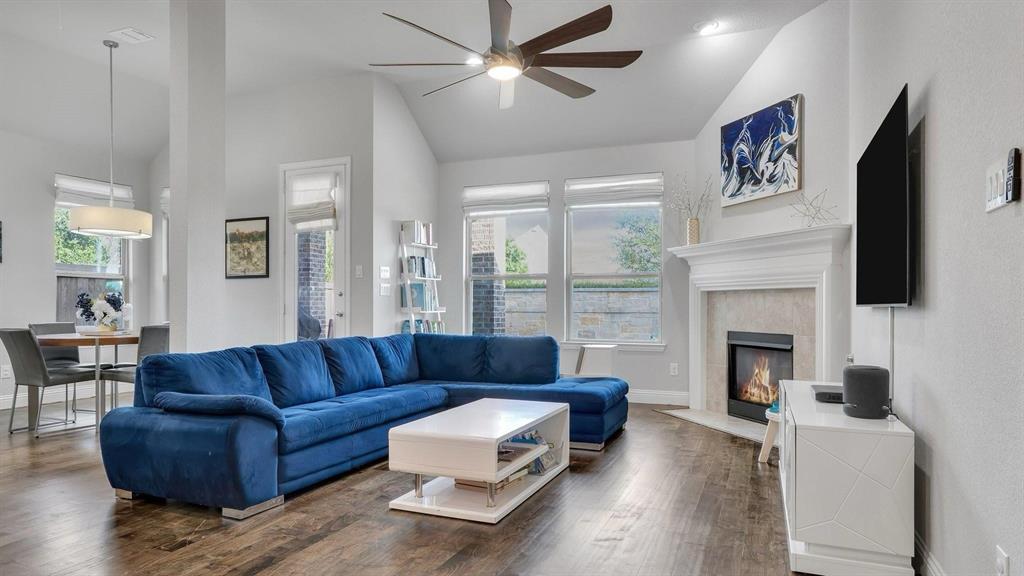 124 Village Creek Drive