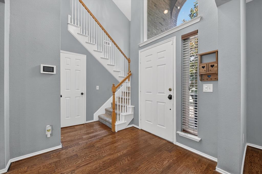1515 Nightingale Lane