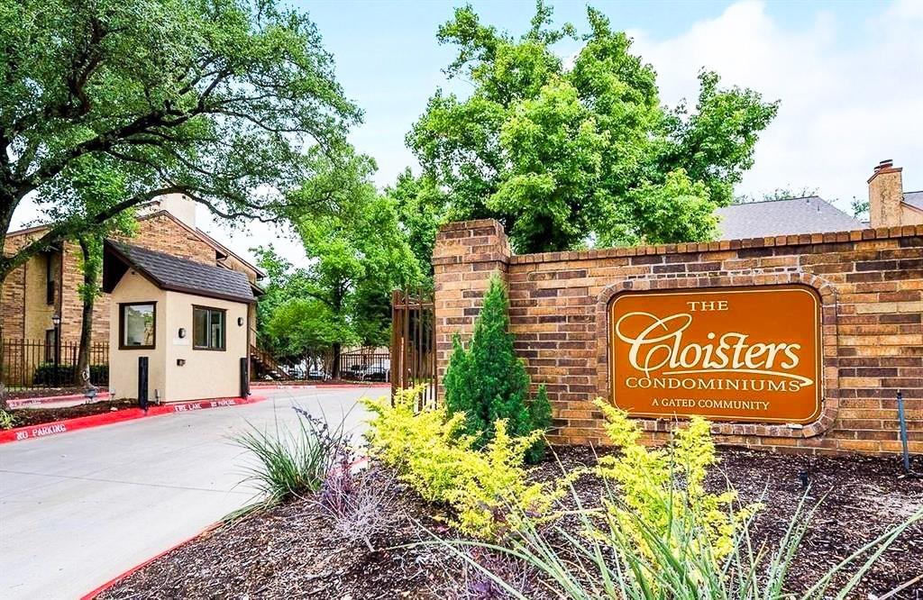 Cloisters Condo The - Residential