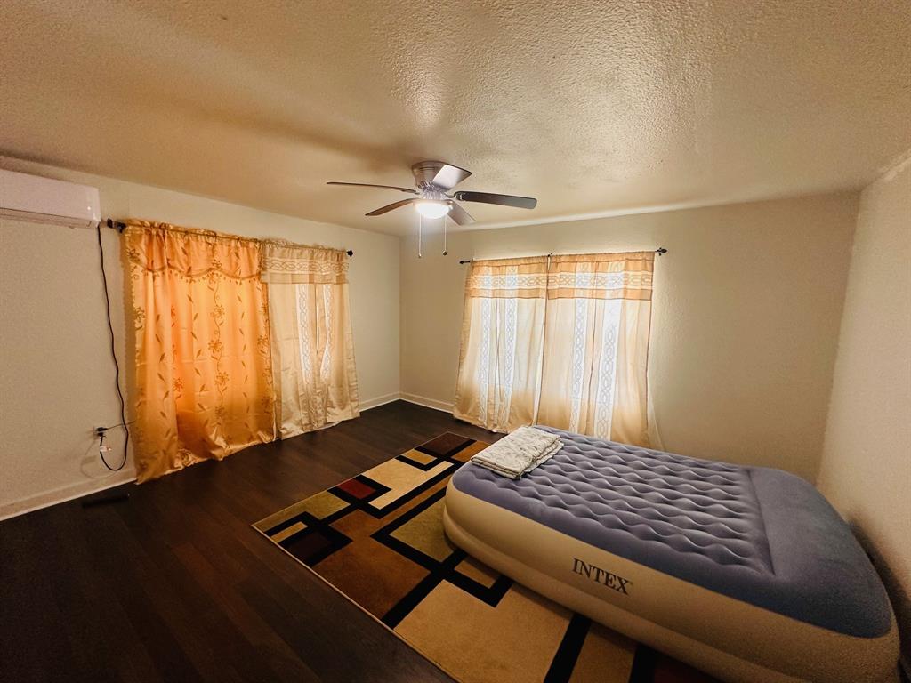 Original Town Of Ladonia - Residential