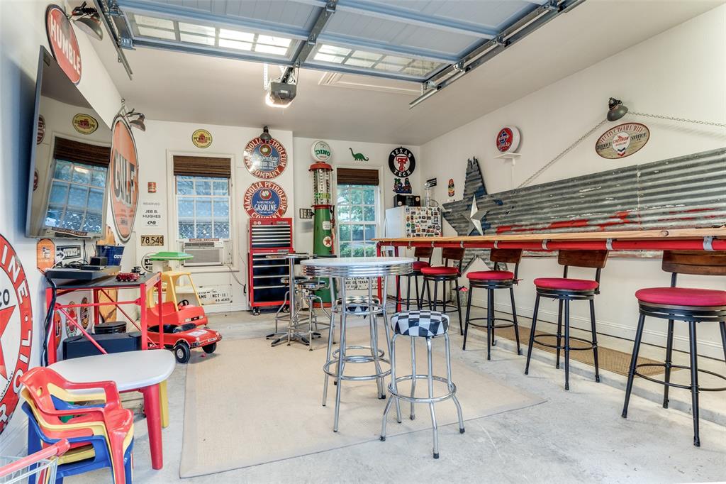 TK Manor - Residential