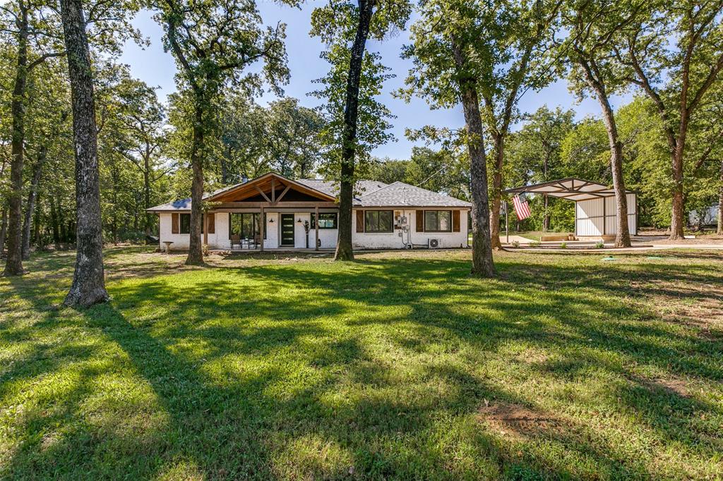 5704 Pecan Circle