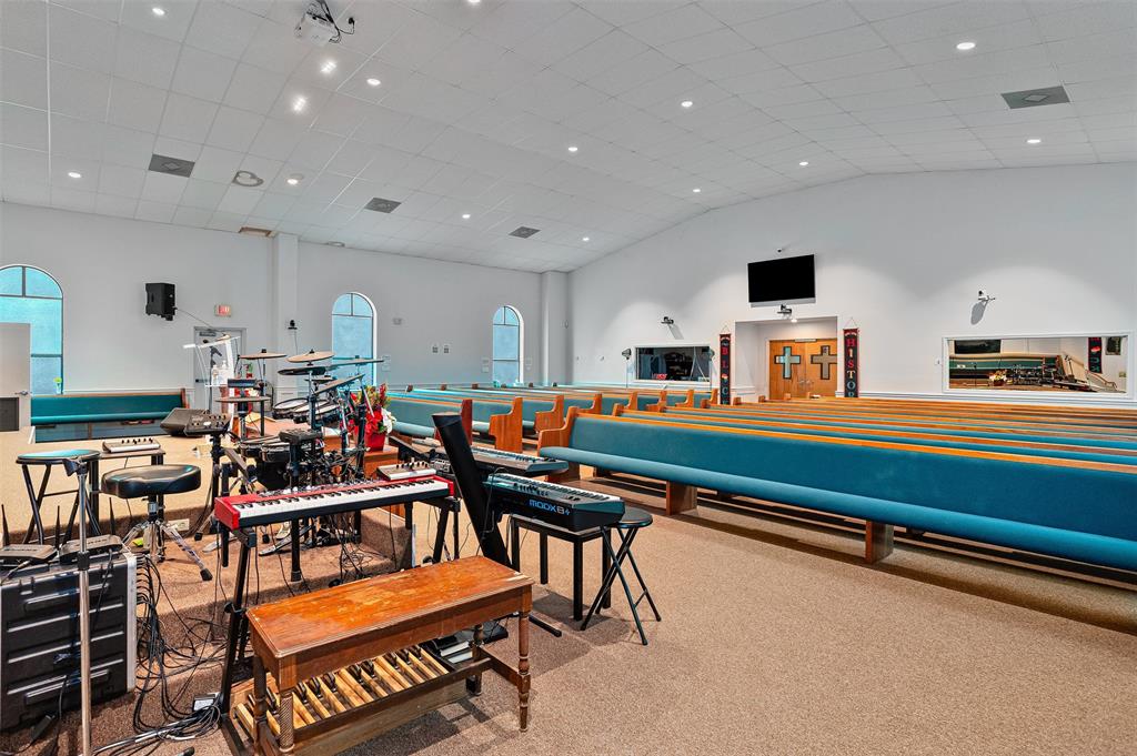 unknown - Commercial Sale