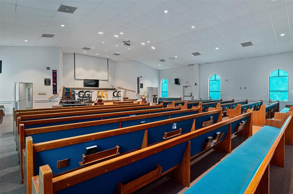 unknown - Commercial Sale