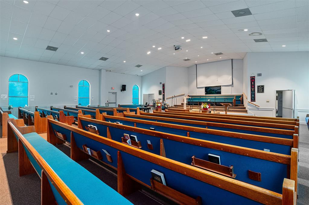 unknown - Commercial Sale