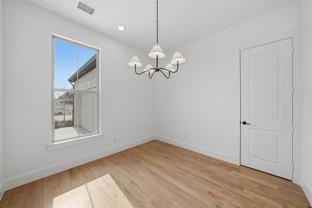 814 Forest Creek Drive