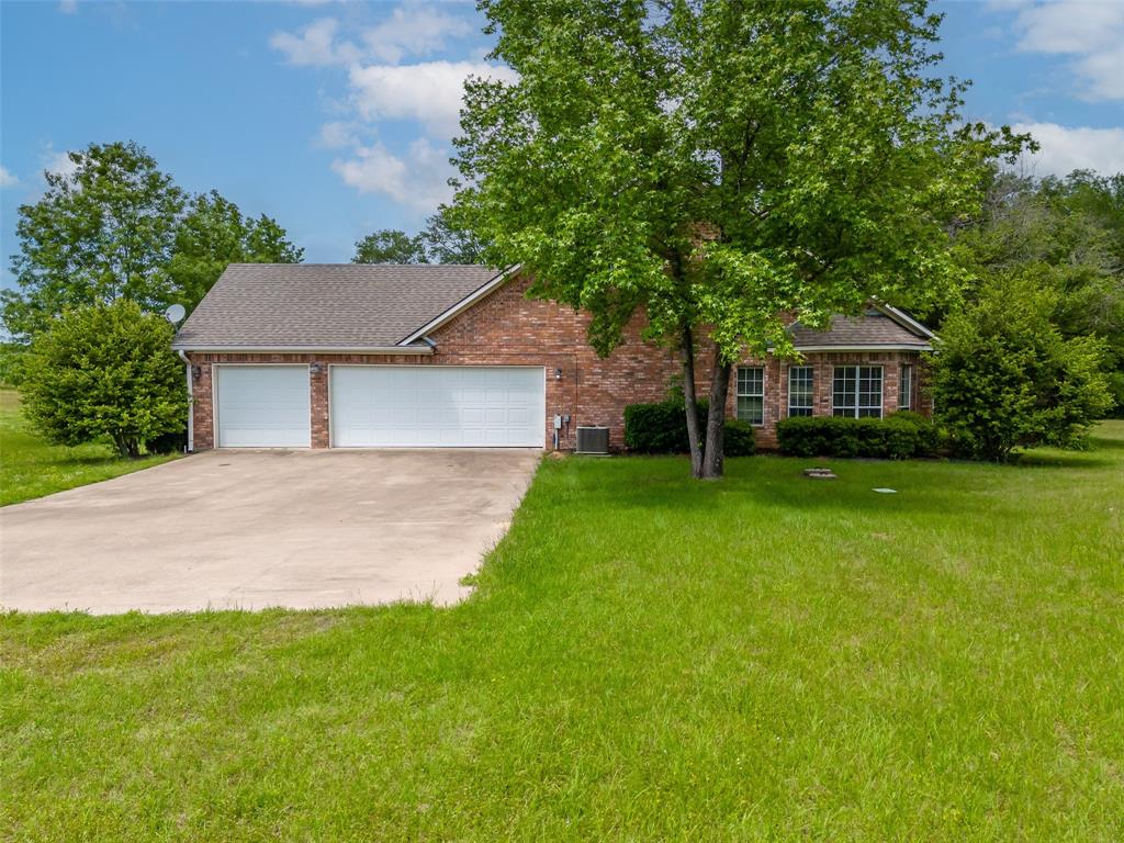 6652 E FM 1396 - 15 acres