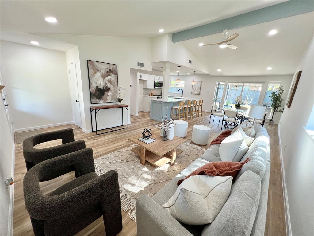819 Greenhaven Drive