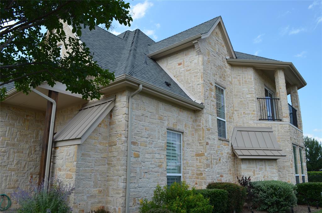 2541 Vineyard Drive