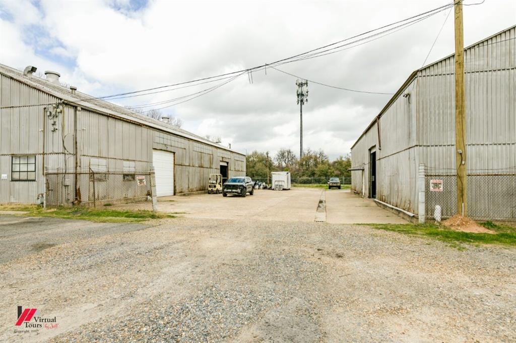 Cloverdale Farms - Commercial Sale