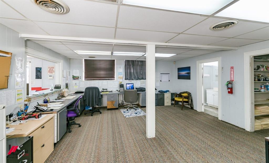 Cloverdale Farms - Commercial Sale