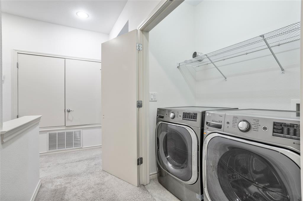 Brighton Lofts North - Residential