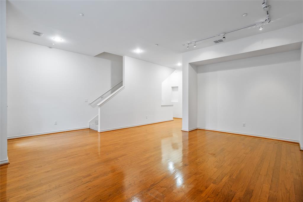 Brighton Lofts North - Residential