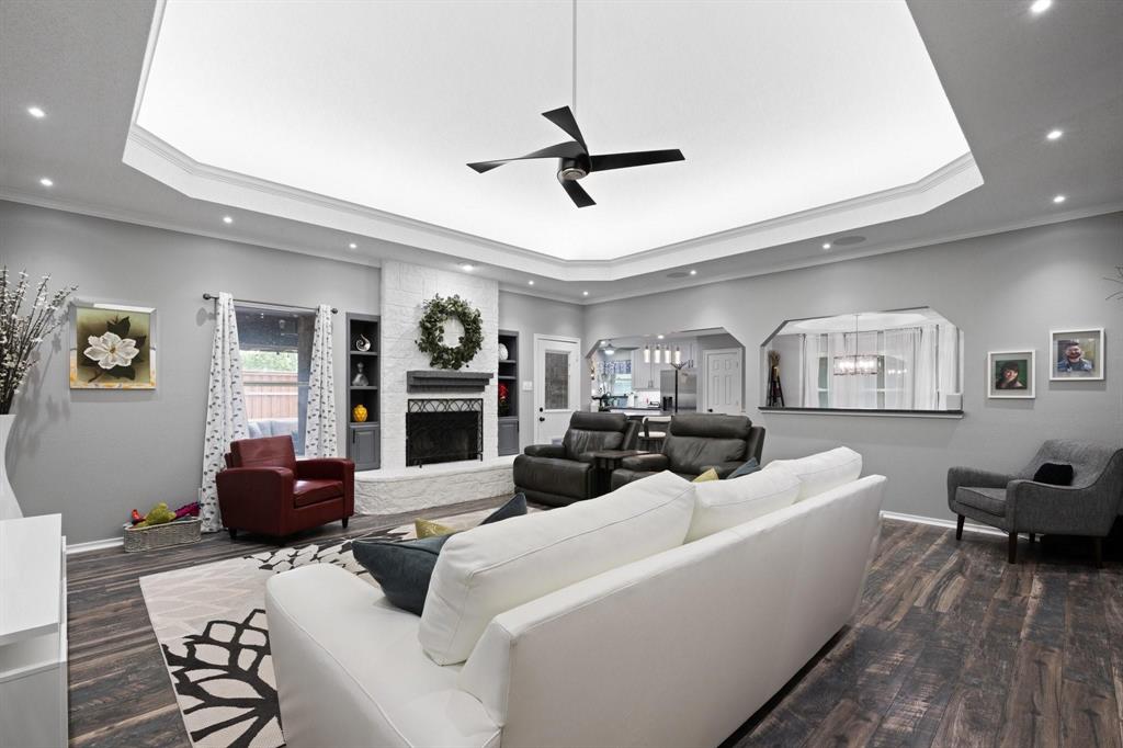 425 Sherwood Court