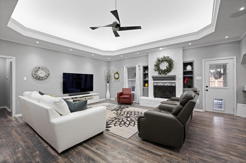 425 Sherwood Court
