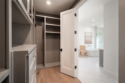 Tiny photo for 4529 Emerson Avenue #4, University Park, TX 75205 (MLS # 21197897)