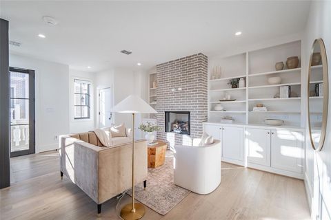 Tiny photo for 4529 Emerson Avenue #4, University Park, TX 75205 (MLS # 21197897)