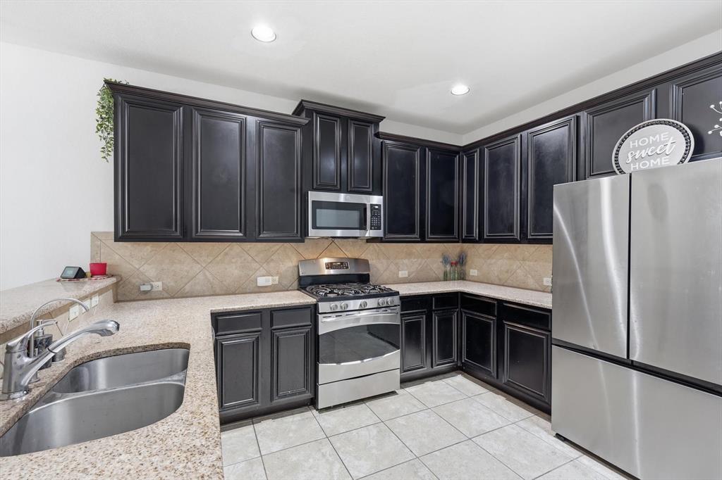 Hemmingway At Craig Ranch Ph 2 - Residential