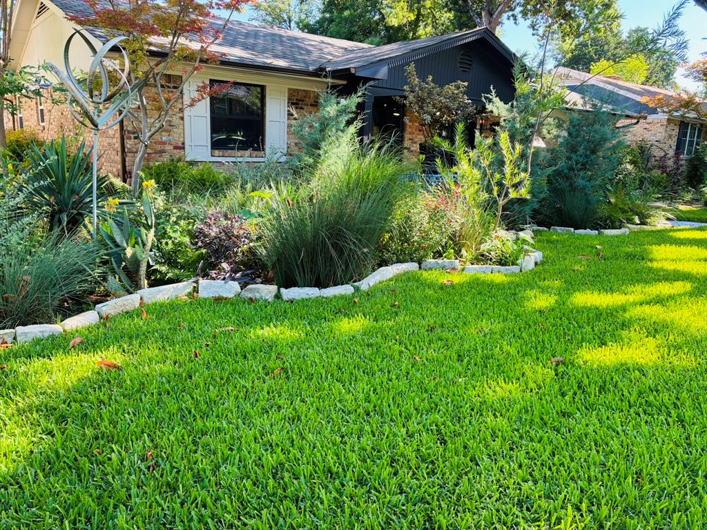 9011 Fringewood Drive