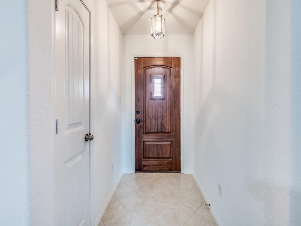 5841 Bindweed Street