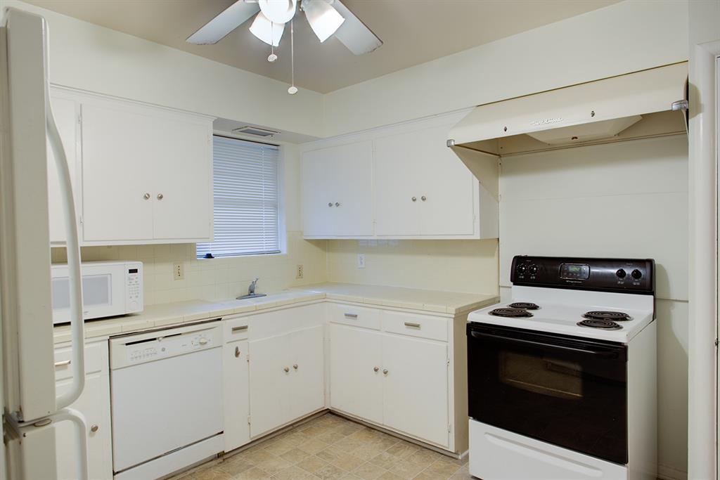 Caruth Terrace - Residential Lease