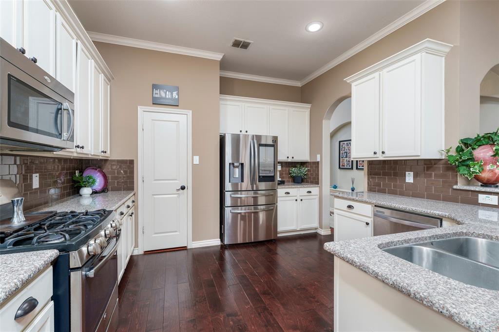 Lago Vista - Residential