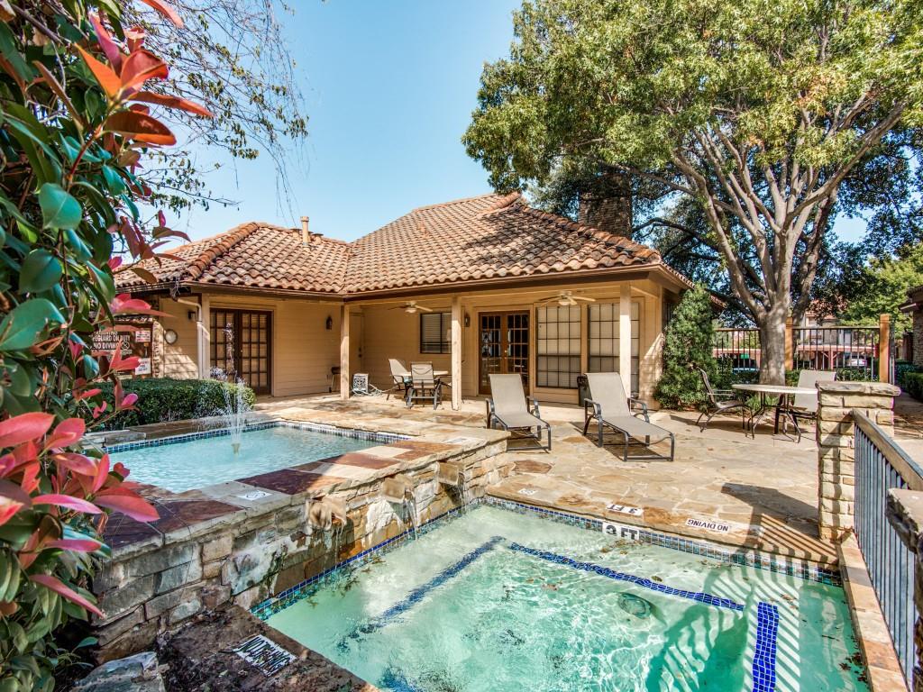 Preston Oaks Crossing Condos 01 & 02 - Residential