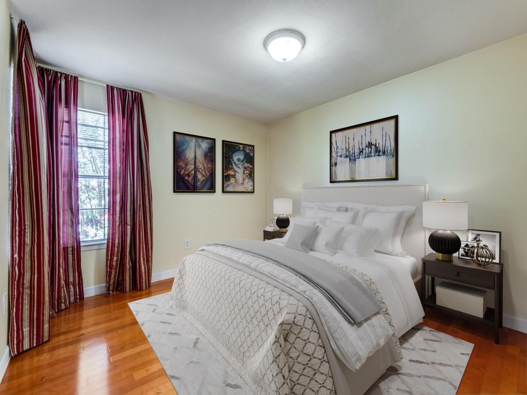 Preston Oaks Crossing Condos 01 & 02 - Residential