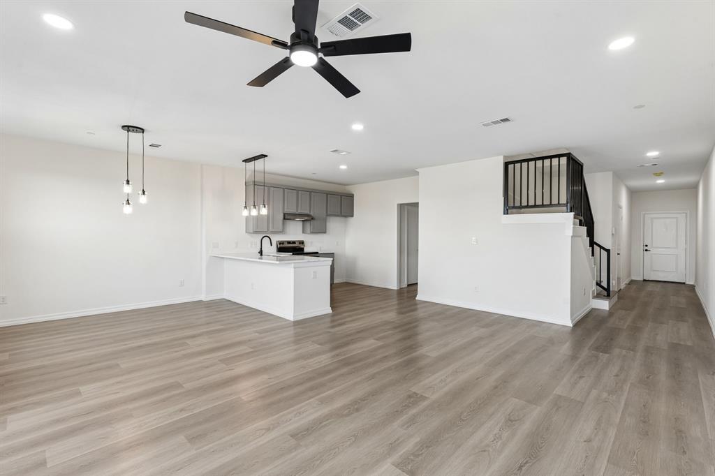4453 Crescent Heights Road