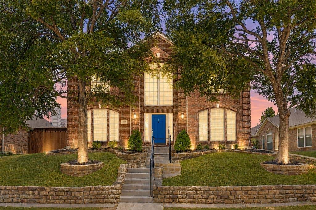 Photo of 257 Ridge Haven Drive, Lewisville, TX 75067 (MLS # 21345821)