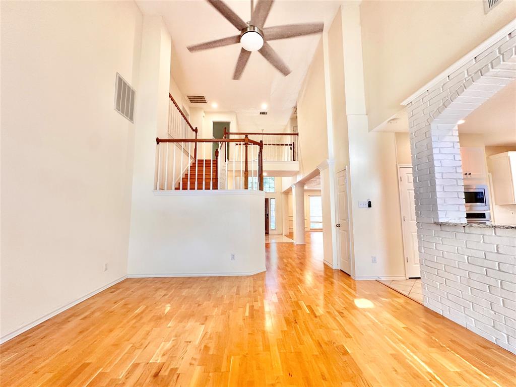 3110 Glenmere Court