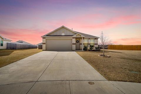 8300 Hollow Bend Street Fort Worth TX 76123