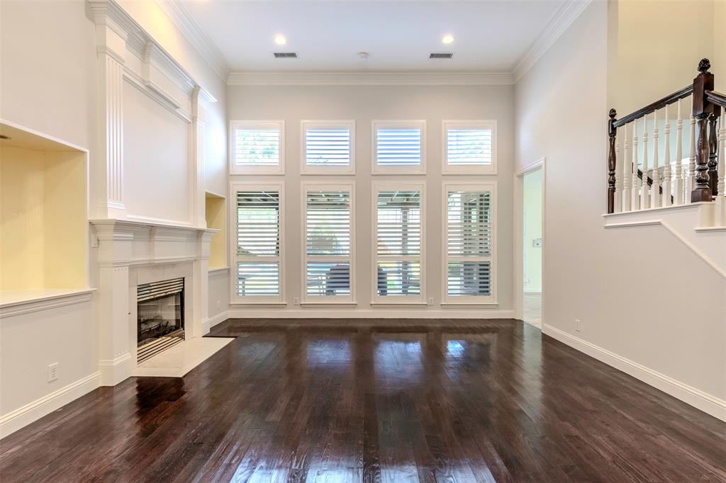 404 Twin Creeks Drive