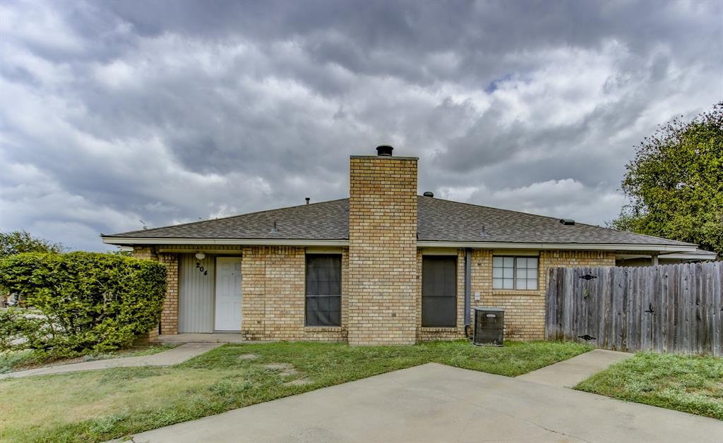 204 Lanham Court