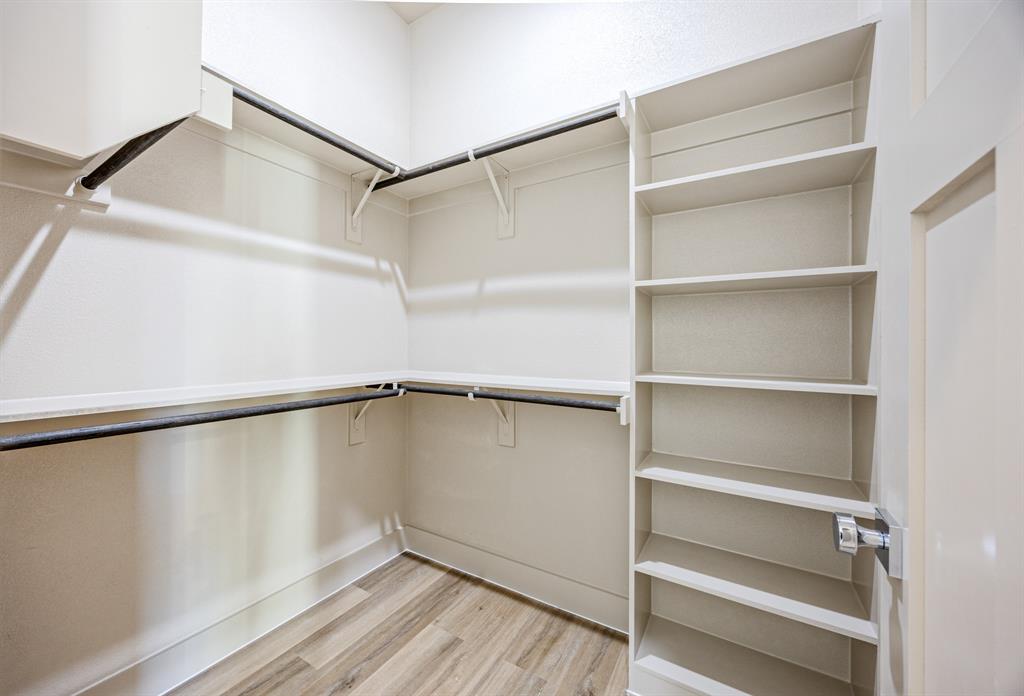 PAK VIEW - Residential