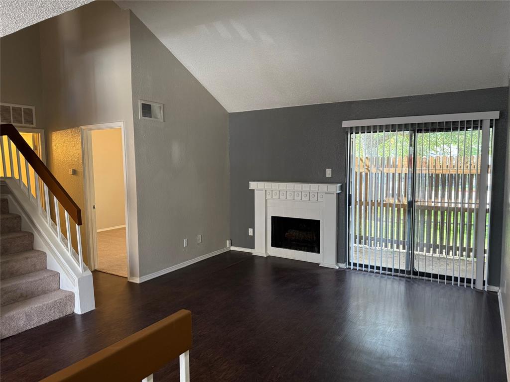 2128 Park Willow Lane B