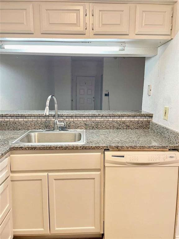 Parkwood Crk - Residential Lease