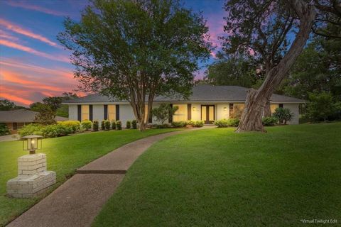 3201 Carroll Drive Waco TX 76708