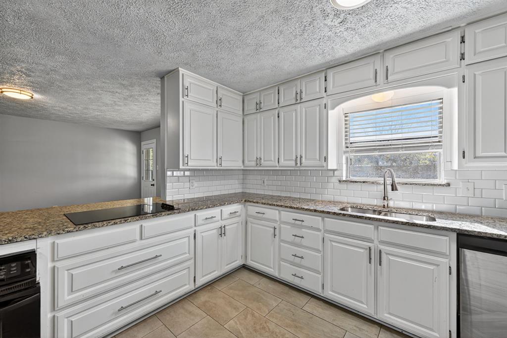 Meadowbrook Estates Add - Residential