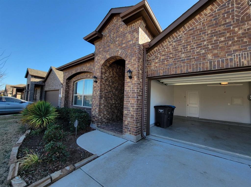 Oak Creek Trails Pha - Residential Lease