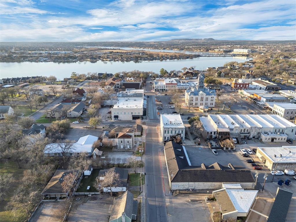 Original Town - Commercial Sale