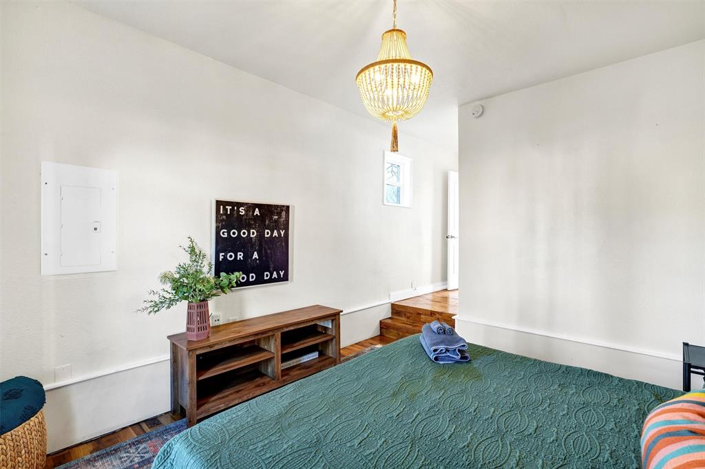 Original Town - Commercial Sale