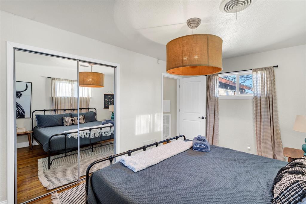 Original Town - Commercial Sale