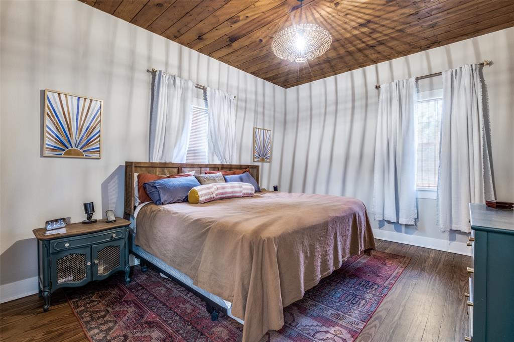 Mount Auburn - Residential