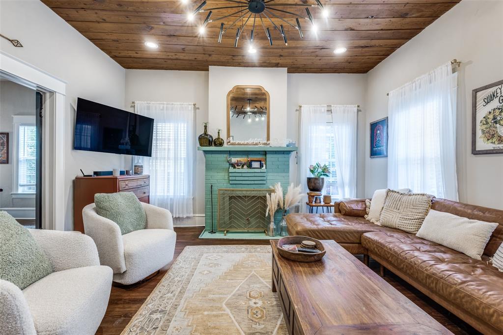 Mount Auburn - Residential