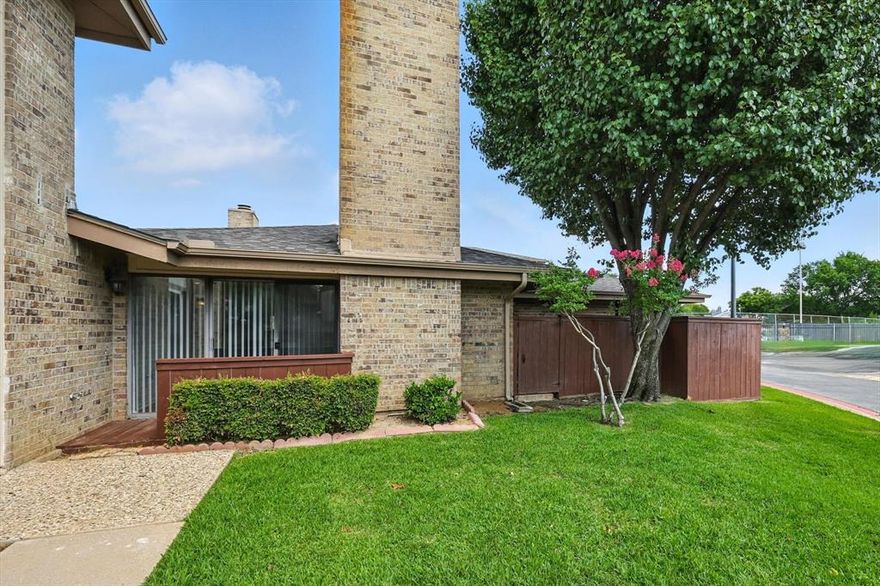 Welcome to 18 Park Ln., a charming one-story townhome in the heart of Bedford’s desirable Morrow Green Garden Home community. This rare single-story layout offers two bedrooms, one and a half baths, and 1,060 square feet of comfortable living space. The home also includes a two-car garage and is conveniently located just steps from the community swimming pool and tennis court—perfect for active living or relaxed weekends. With its prime location and low-maintenance lifestyle, this home is a great fit whether you’re a first-time buyer or downsizing.